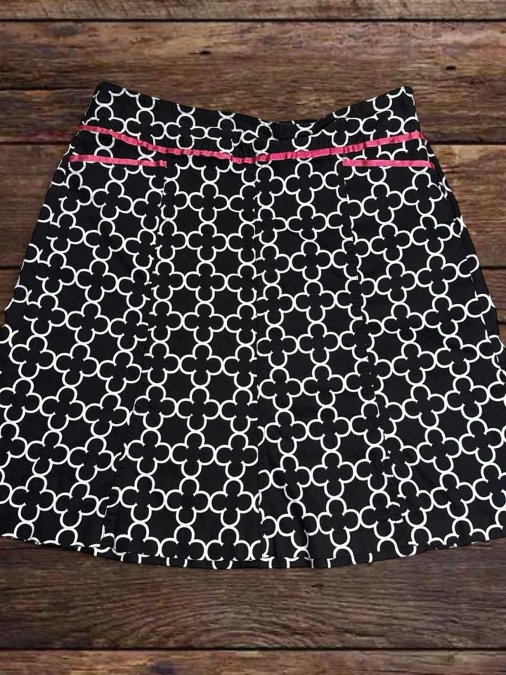 Willi Smith Black & White Geometric A-Line Skirt with Pink Trim